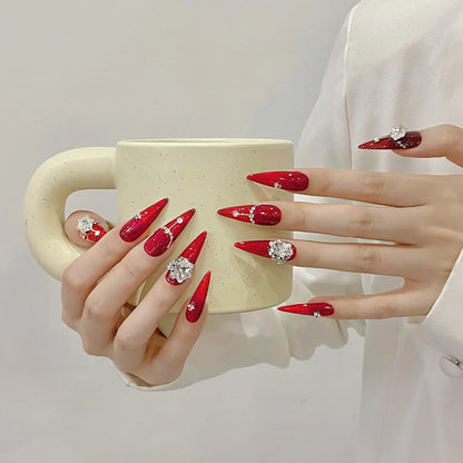 10 uñas postizas rojas hechas a mano, largas, estilo punk, con diseño de flores de diamante brillante Y2K, parches para uñas postizas. 