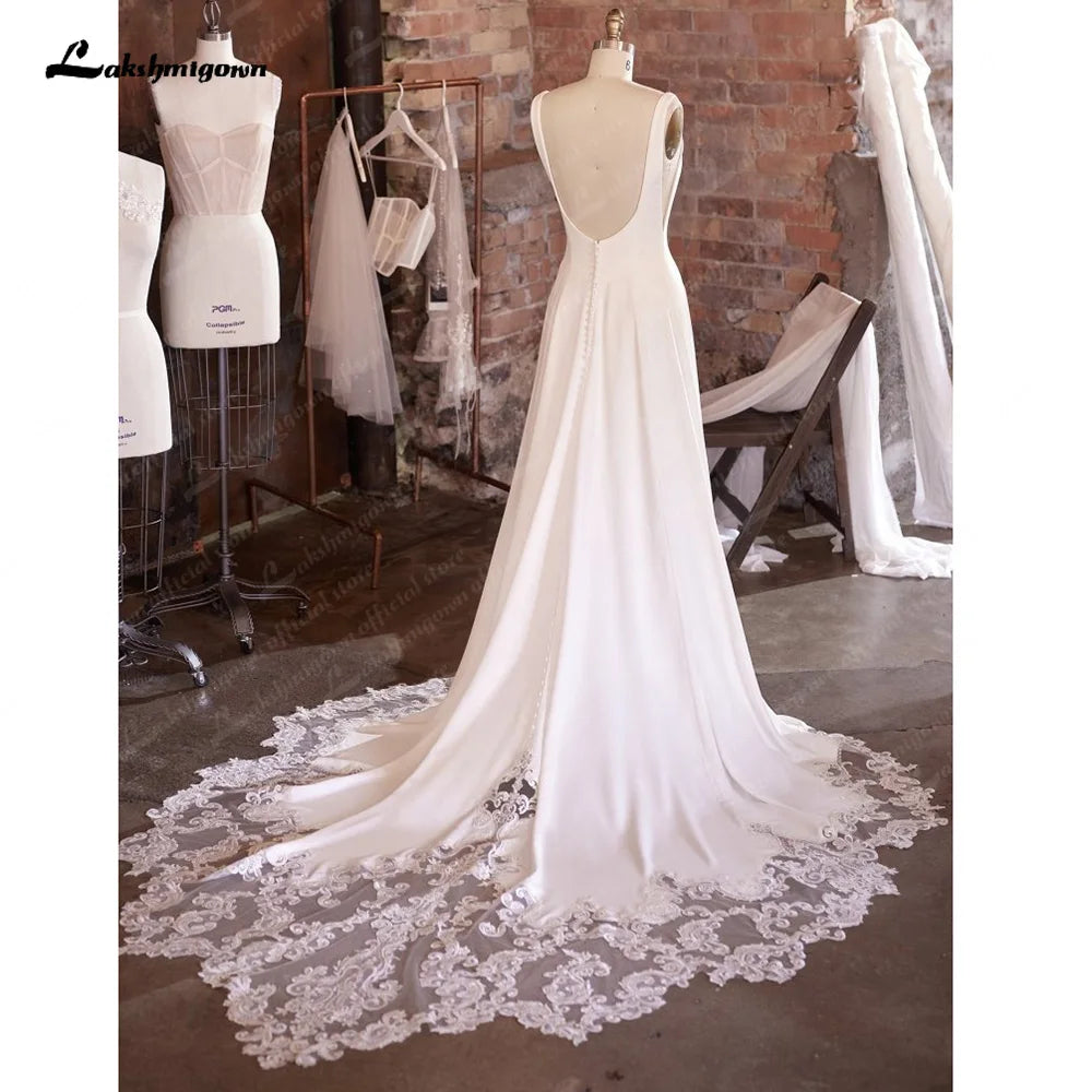 Customized Elegant Sleeveless Crepe Court Train Dress