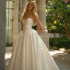 Custom Boho Satin Wedding Dress Sweetheart Backless White Bridal Gown