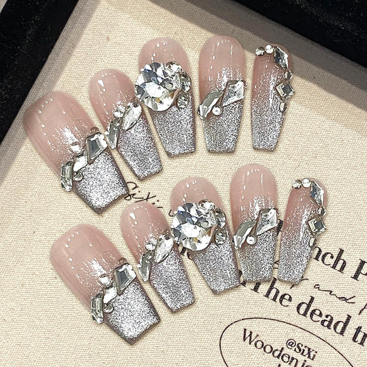 10 uñas postizas hechas a mano, estilo francés, con brillantes diamantes de imitación, color nude, estilo ojo de gato. 