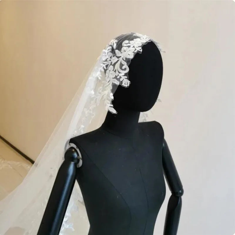 Ivory One Layer Cathedral Wedding Veil With Lace Appliqued Edge