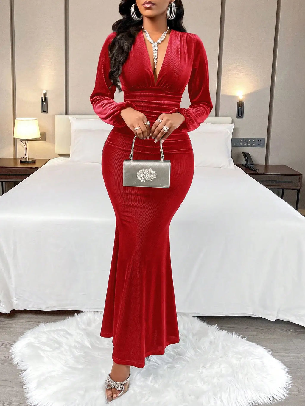BWQ Women's Autumn & Winter Elegant And Gorgeous Solid Color Texture Fabric Velvet V-Neck Pleated Mermaid Dress For Party
