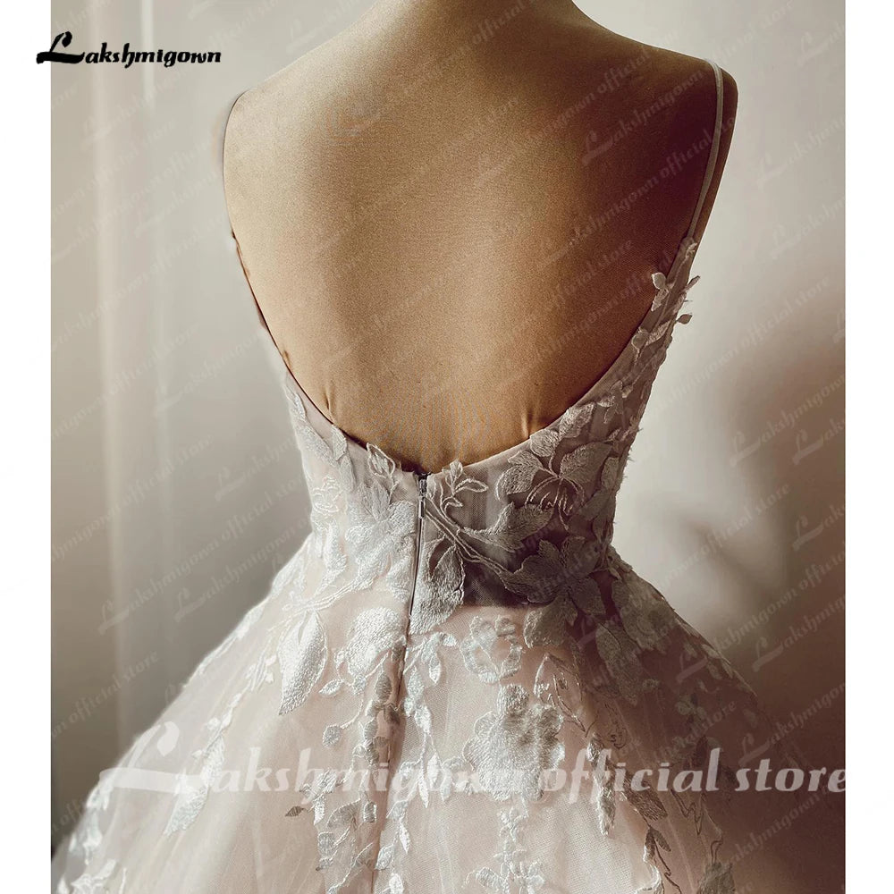 Luxury Champagne Lace Spaghetti Straps Wedding Dress For Bride