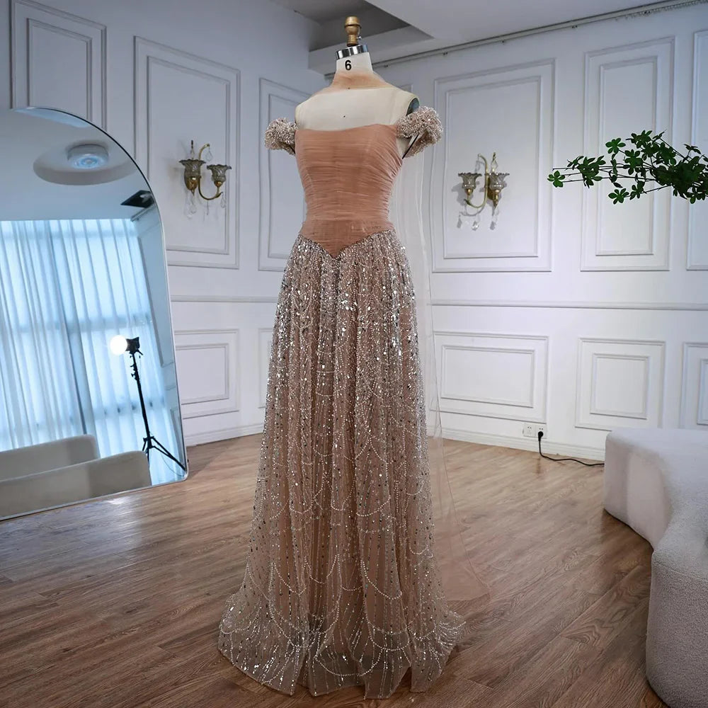 Vestido de Noite de Luxo com Pérolas Cor-de-Rosa Árabes Engastadas e Capa LA72922