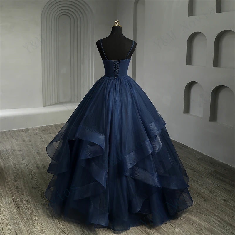 Marineblaue Quinceañera-Kleider mit Rüschen, V-Ausschnitt, Trägerbändchen, einfaches festliches verführerisches Prinzessinnenkleid Vestidos De Quinceañera