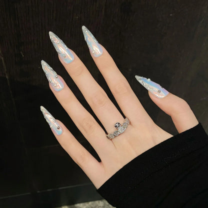 Juego de 10 uñas postizas Aurora hechas a mano con forma de T corta y stiletto largo, diseños de metal plateado, uñas postizas Spicy Girl. 