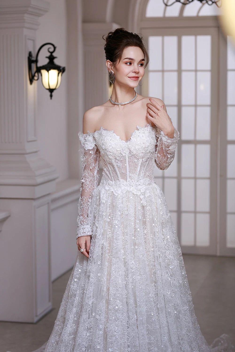 Luxury Custom Long Sleeve Lace Wedding Dress For Bride