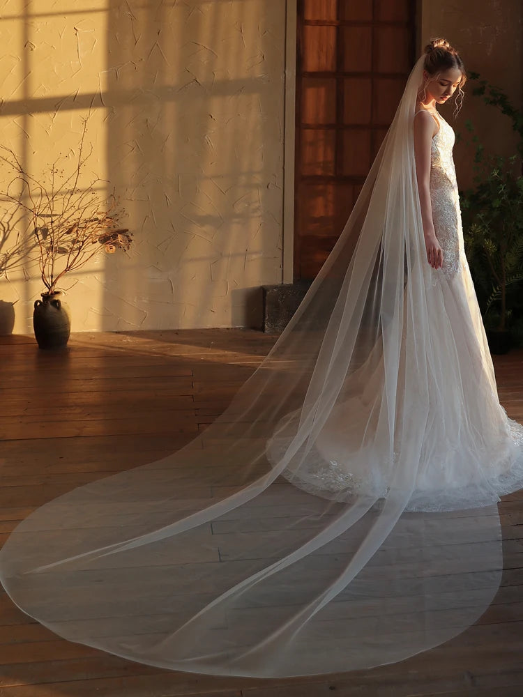 White One Layer Bridal Veil Long Train Tulle Wedding Veil With Comb