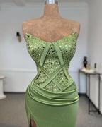 Abito da sera donna in raso con paillettes, senza spalline, senza maniche, a colonna, seducente