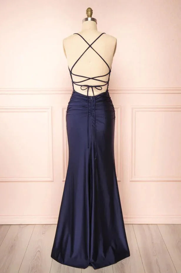 Sexy Neckholder-Kleid in Marineblau für Hochzeitsgäste, ärmellos mit Schlitz