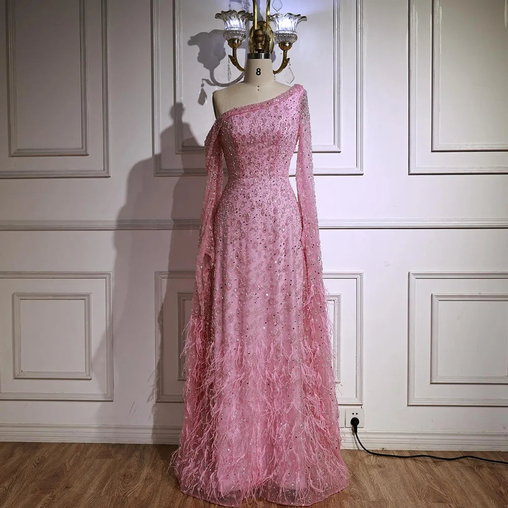 Vestido de Noite de Luxo com Uma Alça e Manga Capa em Penas LA72763