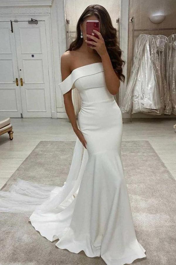 Robe de mariée simple sirène en satin ivoire à épaules dénudées