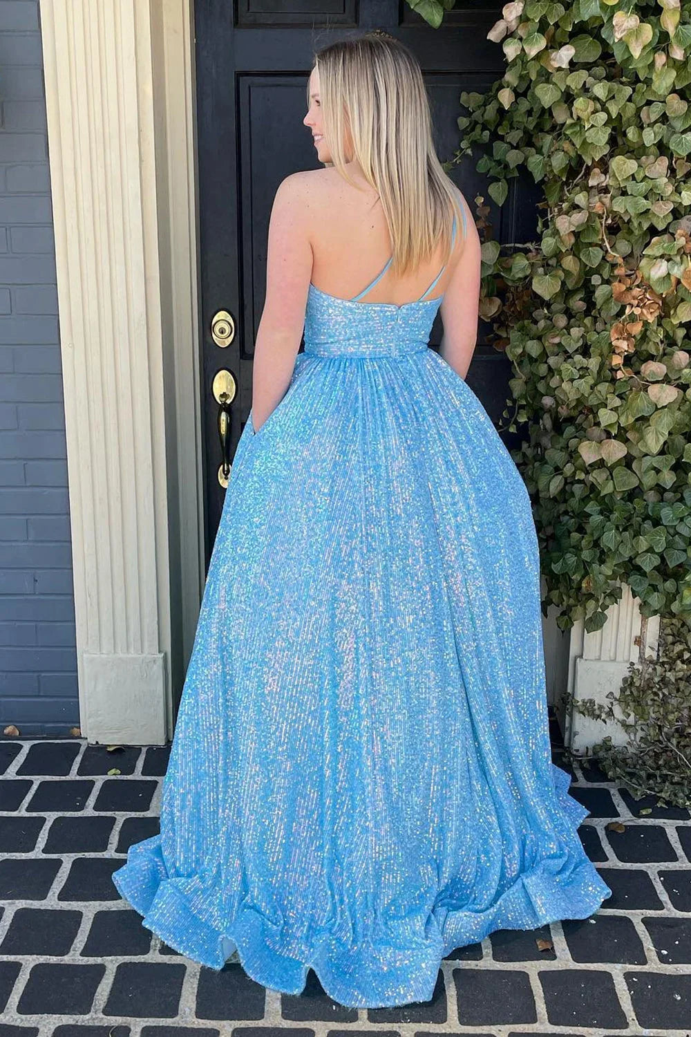 Vestido de fiesta azul claro brillante con lentejuelas y corte en A, de talla grande