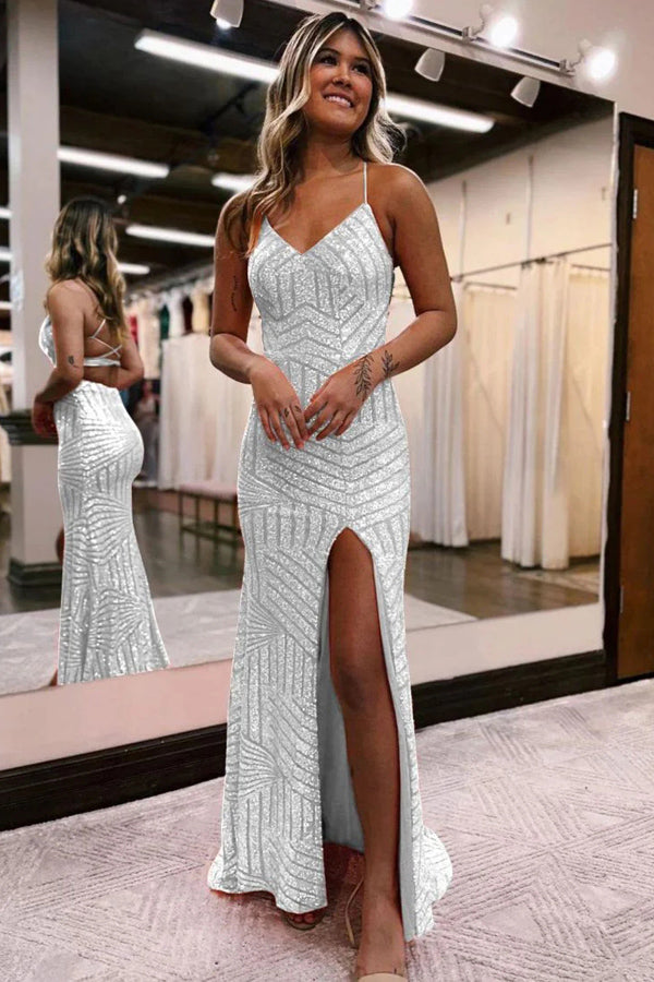 Vestido de fiesta largo con lentejuelas brillantes en color naranja y purpurina con abertura
