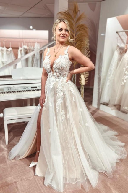 Vestido de novia de corte A con abertura frontal, de tul, sin mangas, con tirantes finos y escote corazón con apliques