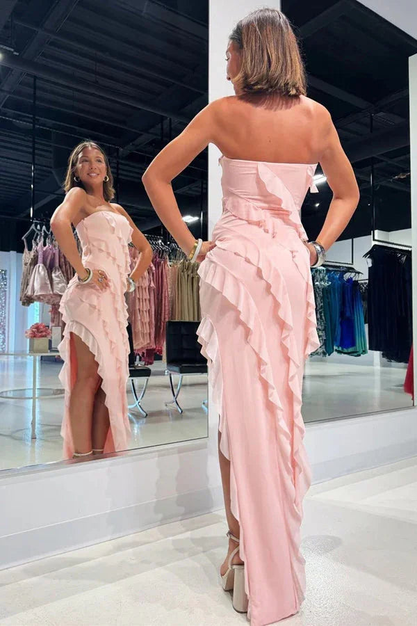 Abito da damigella d'onore rosa in chiffon con volant senza spalline e spacco BD121