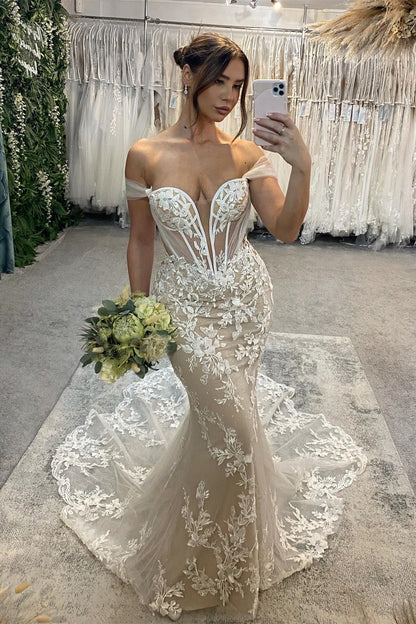 Herzausschnitt Langes Meerjungfrau Off-the-Shoulder Glitzer Applikationen Brautkleid