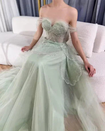 Abito da sera formale verde salvia a linea ad A con spalle scoperte, tulle e perline, abito da ballo Y8157