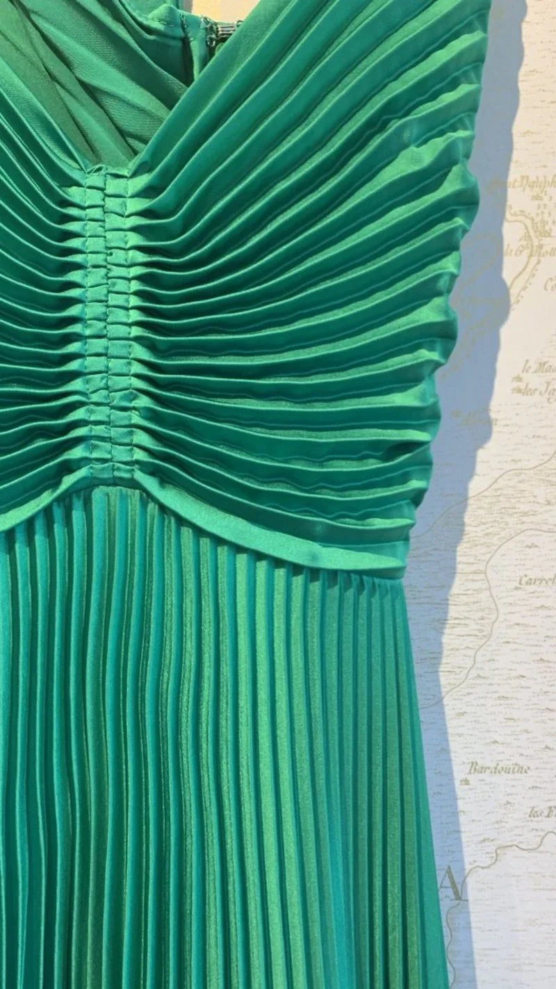Robe de soirée verte longue plissée à nouer dans le dos Y4000