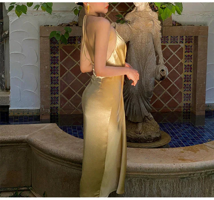 Vestido de fiesta sexy con escote halter en V, vestido de noche para baile de graduación en dorado champán Y8211