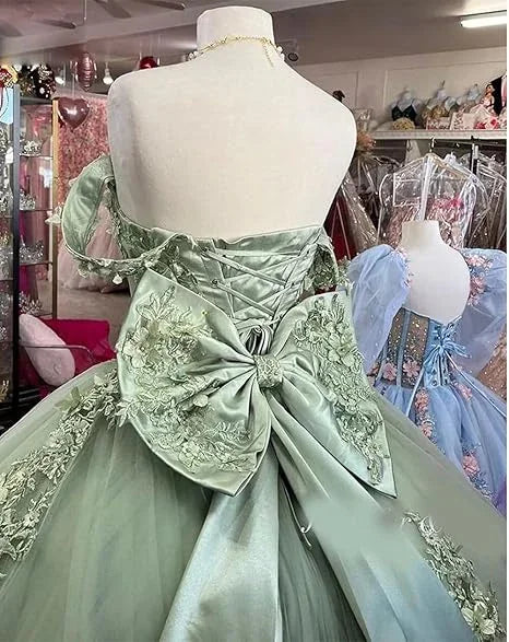 Abito da ballo verde scuro con pizzo e tulle a spalle scoperte per Quinceañera, modello Y4080