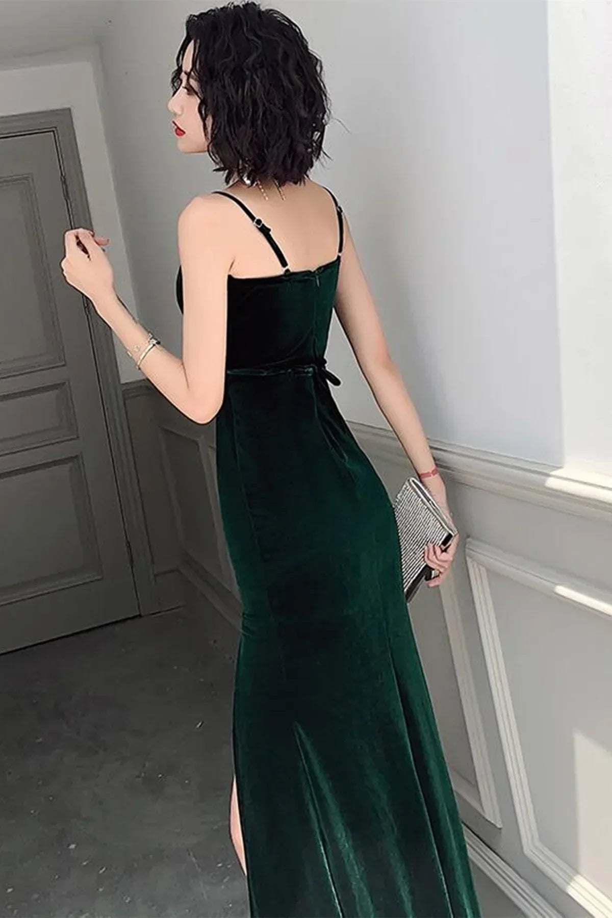 Vestidos longos simples de veludo verde escuro com decote em V, vestidos formais de veludo verde escuro para formatura e cerimónias Y2926