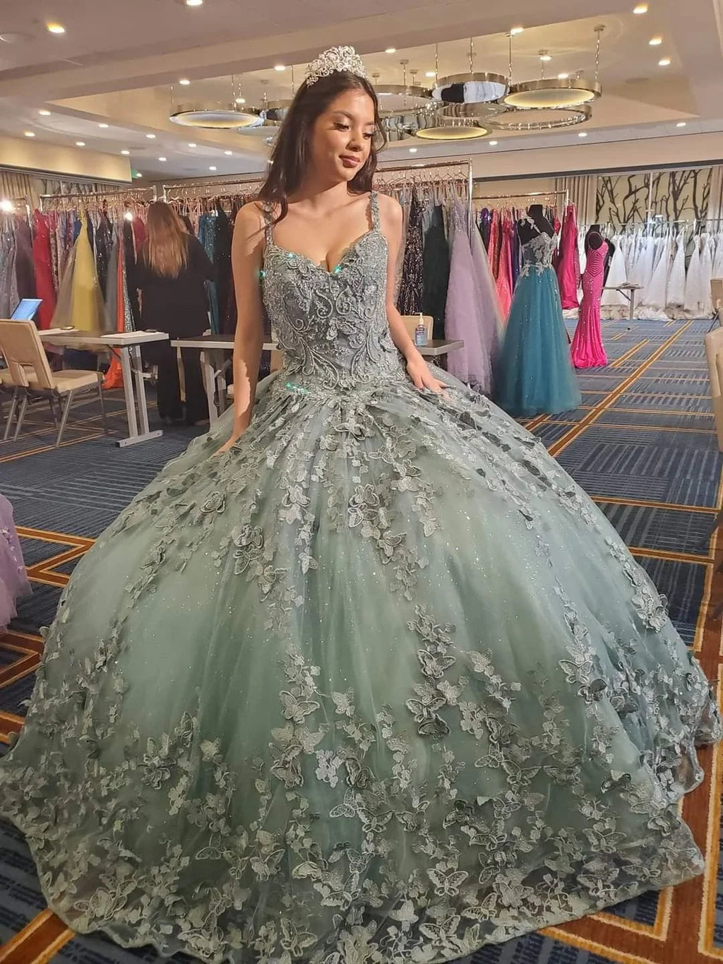 Vestido de Bola con Apliques de Mariposas Glamorosas, Vestido de Dulces 16, Vestido de Princesa Y2361