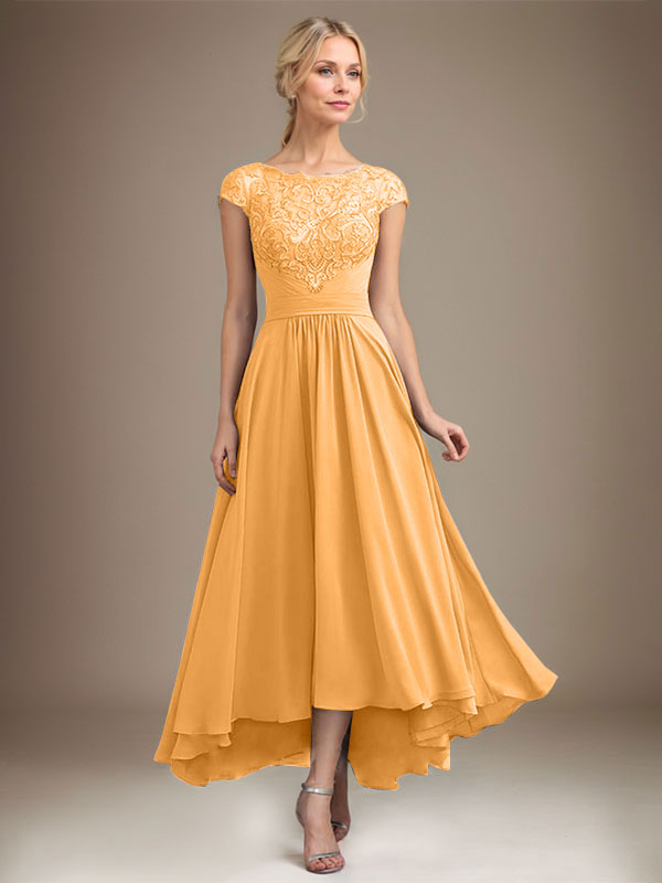 Robe de mère de la mariée en mousseline de soie à dentelle asymétrique illusion en décolleté arrondi et coupe en A avec plis