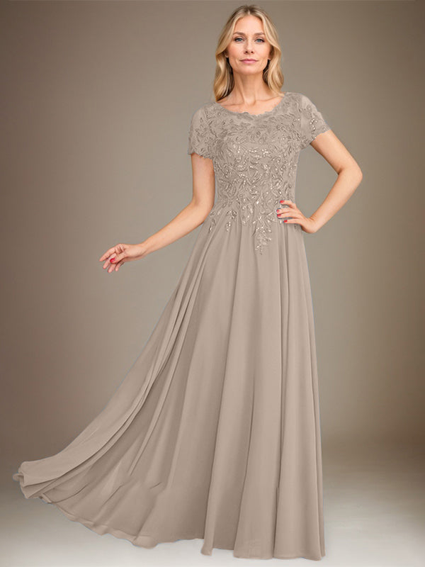 Robe de mère de la mariée en mousseline, longueur au sol, coupe en A, décolleté arrondi, ornée d'appliques et de paillettes