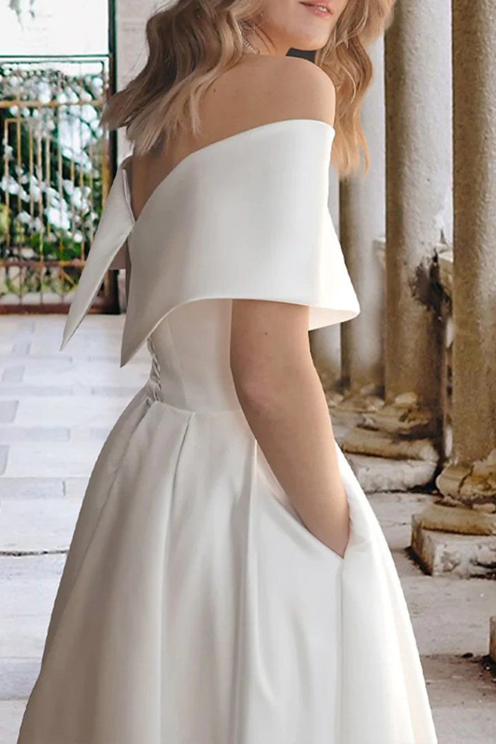 Robe de mariée en satin de plage longueur thé, épaules dénudées, avec poches