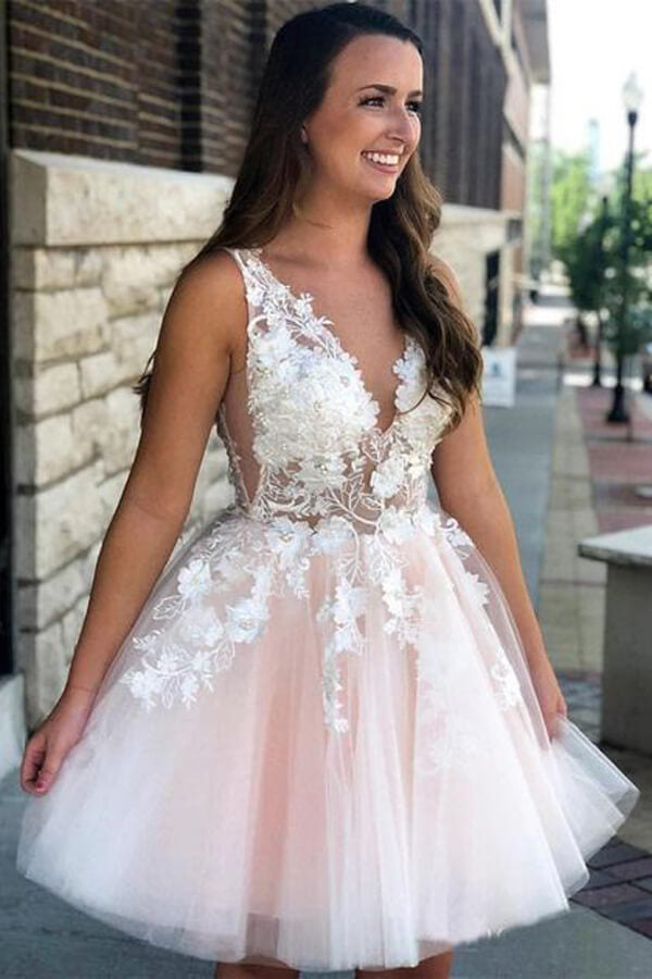 Tulle Lace A-line V-neck See Through Appliqued Short Homecoming Dresses