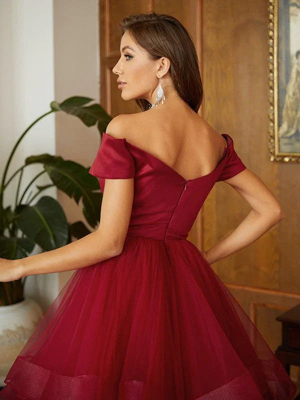 Abiti da cerimonia con balze in tulle e scollo a spalle scoperte SYP141