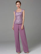 بدلات بنطلون برقبة مربعة من الشيفون لأم العروس مع سترة