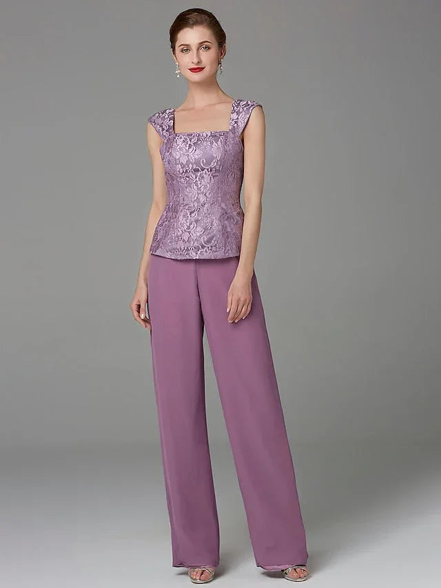 بدلات بنطلون برقبة مربعة من الشيفون لأم العروس مع سترة