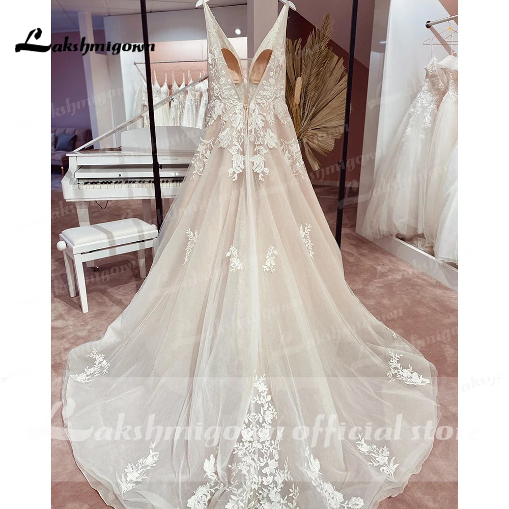 Custom Vintage Lace V Neck Tulle Wedding Dress Backless Bride Gown