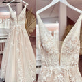 Custom Vintage Lace V Neck Tulle Wedding Dress Backless Bride Gown