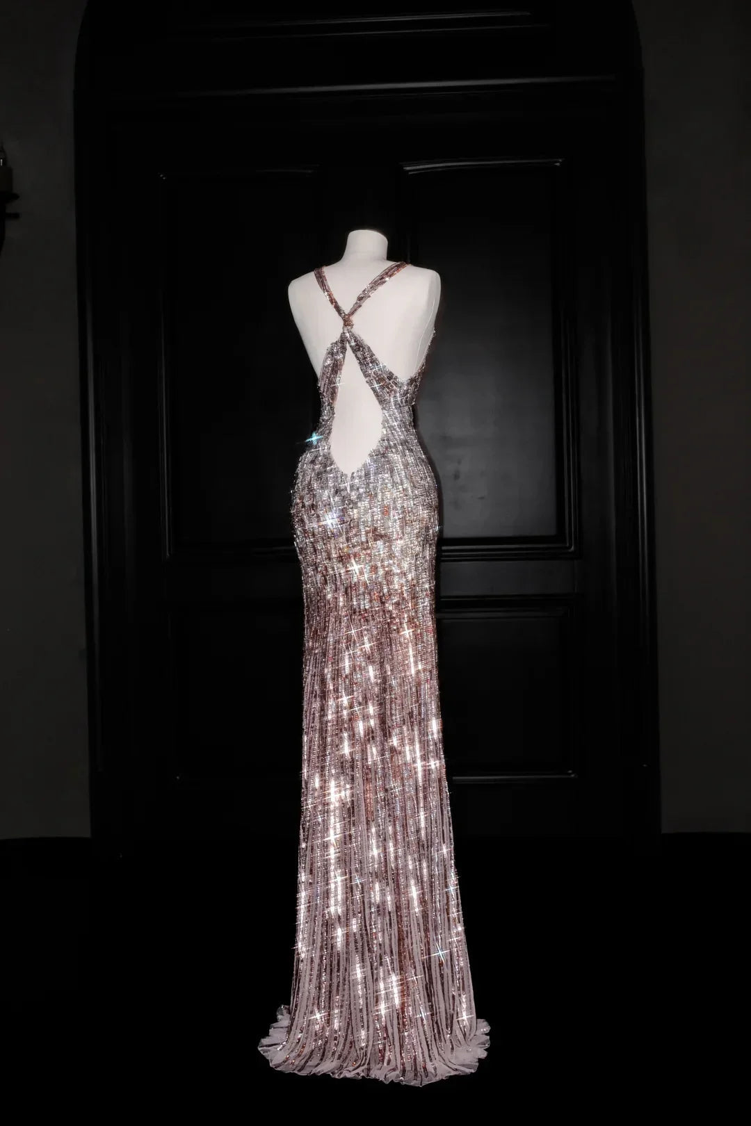 Abito da sera lungo formale con scollo profondo a V, senza schienale, ricoperto di paillettes di lusso, abito da ballo Y8683