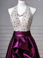 Elegante abito da sera lungo a linea A in raso viola con perline e collo all'americana Y8609