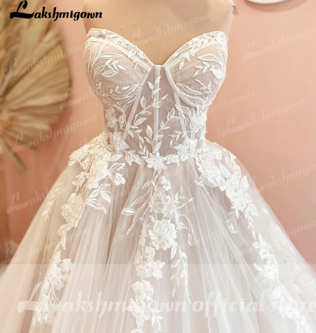 Custom Court Train Wedding Dress Featuring Tulle Lace Bodice Gown