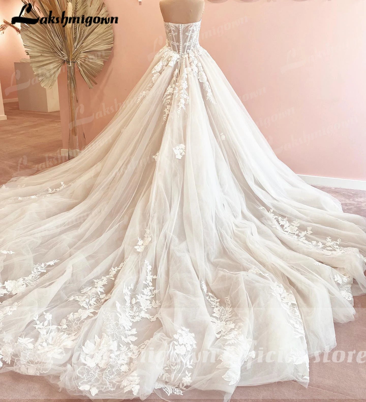 Custom Court Train Wedding Dress Featuring Tulle Lace Bodice Gown