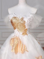 فستان سهرة ذهبي رائع من التول بطراز الكرة بدون أكتاف بخط A موديل Y8618