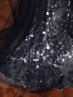 Abito da sera senza spalline in tulle con paillettes nere scintillanti, modello sirena, con fiocco Y8615