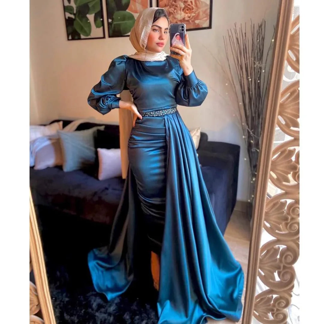 Robe de soirée arabe musulmane col montant taille perlée manches longues Y4937