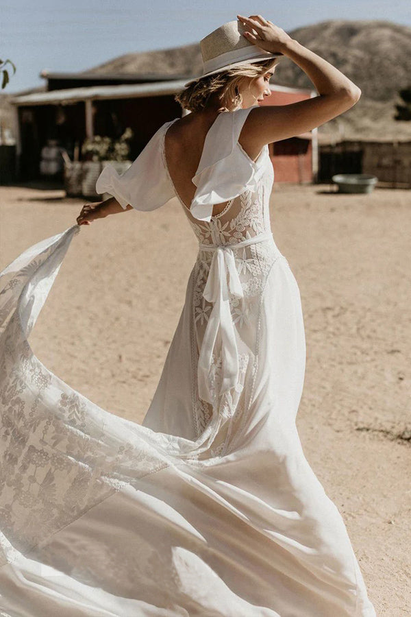 V-Ausschnitt Rückenfreies Spitzen-Chiffon-Bohemian-Brautkleid