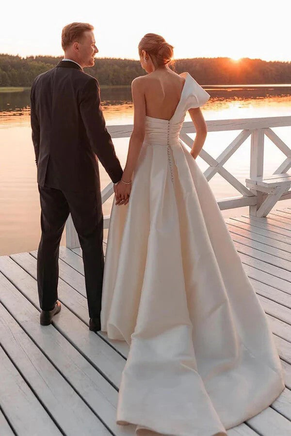 Vintage Wedding Dress One Shoulder Bridal Gown With Court Train