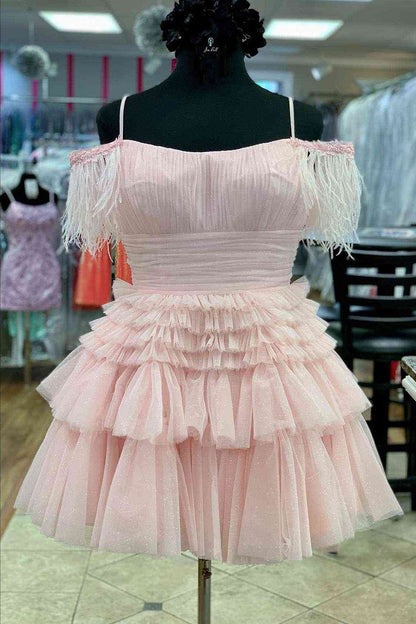 Thea | Vestido de fiesta de tul rosa brillante con plumas y corte en A