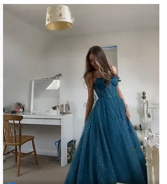 Vestido de Festa Elegante em Tule Brilhante com Alças Finas em Linha A Y406