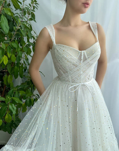 Träger Kurzes weißes Tüll-Heimkehrkleid