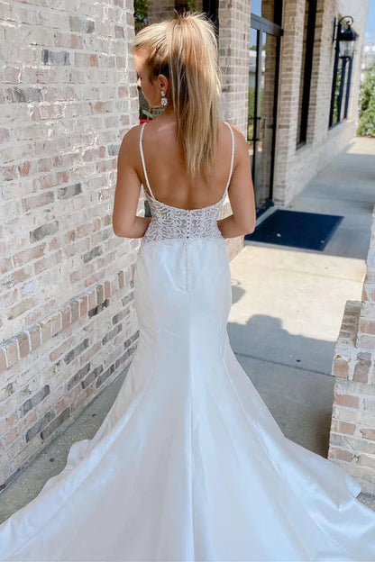 Vestido de noiva longo com decote em V e contas trompete branco WD661