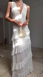 Abito da sera lungo bianco semplice con scollo a V in chiffon e balze, senza schienale Y8500